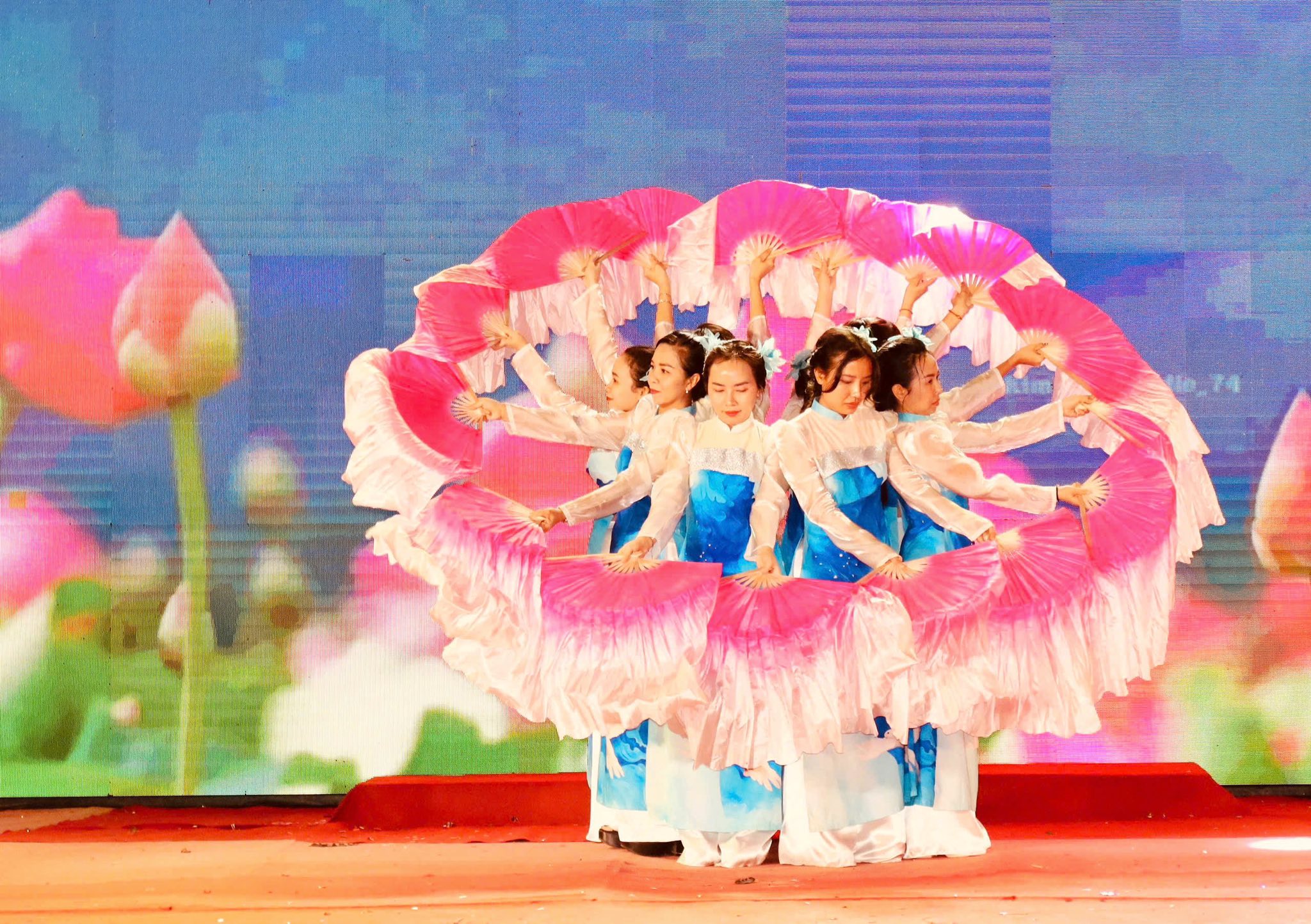 Tin tức hình ảnh